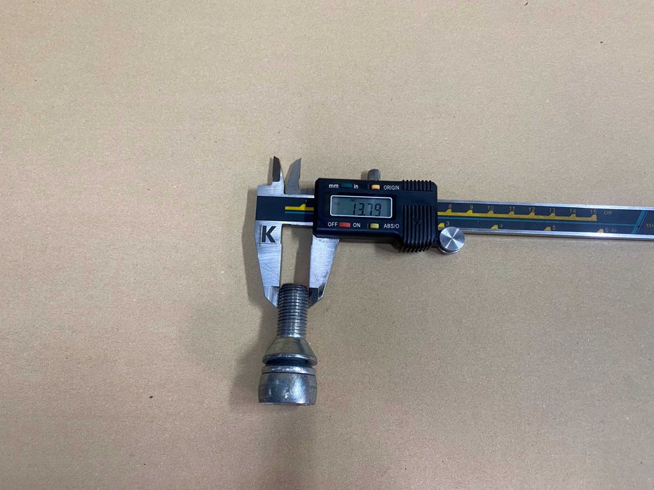 śruby zabezpieczenia kół złodziejka renault laguna 3 III