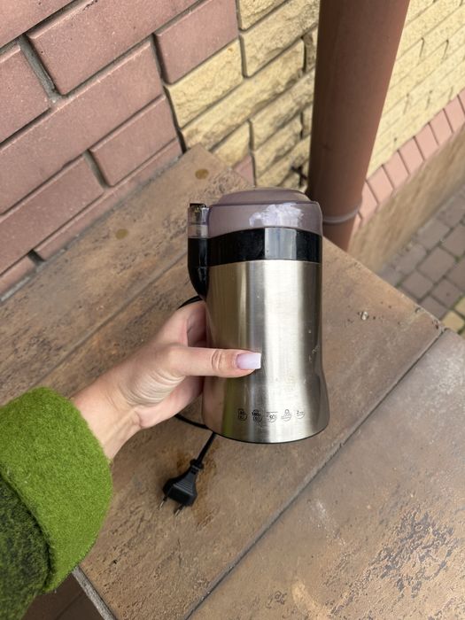 Кофемолка Saturn