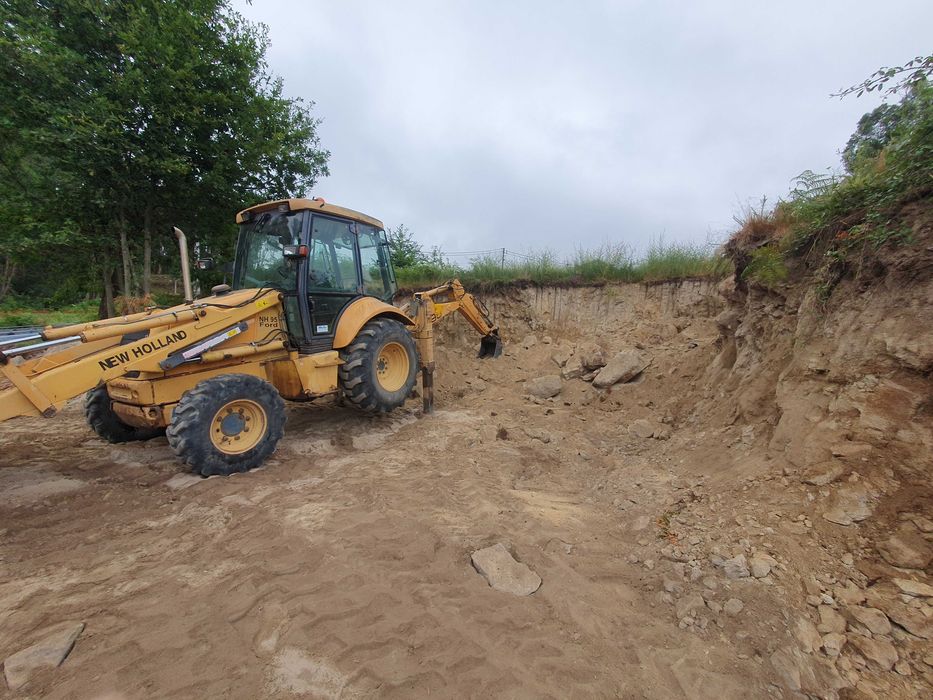 Serviço de escavadeira