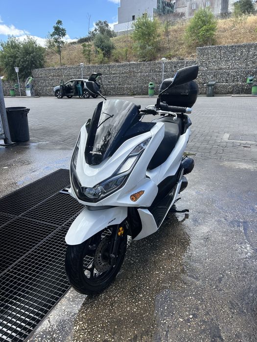 PCX 2024 - como nova 13 500kms