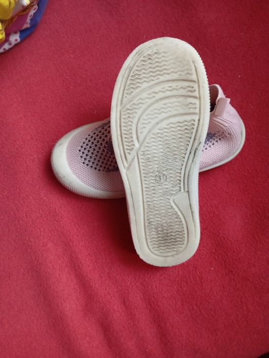 Дівчачі кросівки 31 розмір