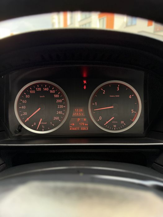 Бмв 530 д.  2004 рік