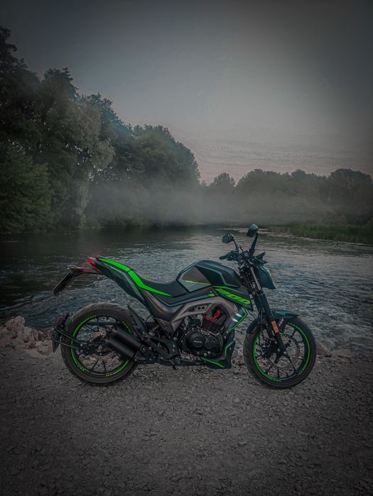 мотоцикл Musstang ST 200 та багато допів