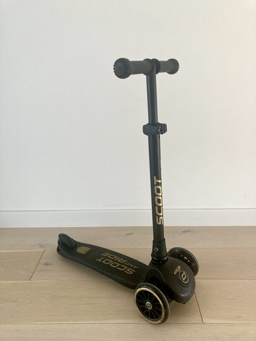 Scoot & Ride Highwaykick 3 LED Hulajnoga Balansowa 3+ Gold