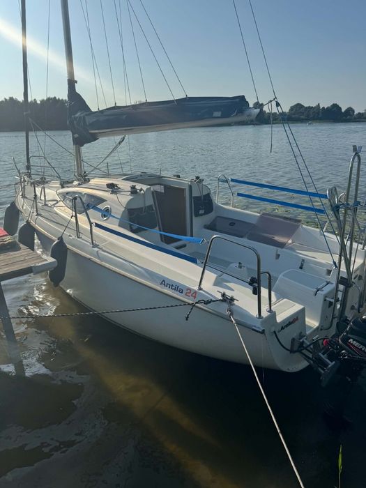 Sprzedam Jacht Antila 24