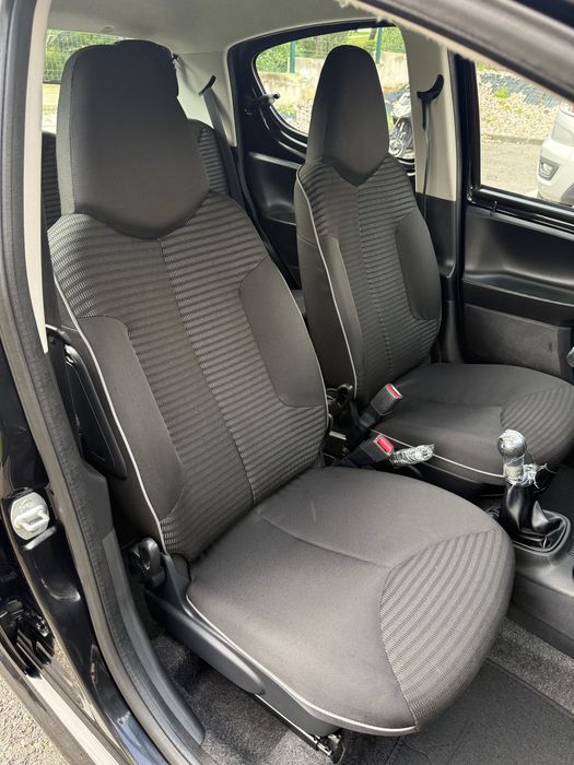 Peugeot 107 VVT-i • Multimedia • Motor Toyota • Muito Estimado • IPO/IUC 2027