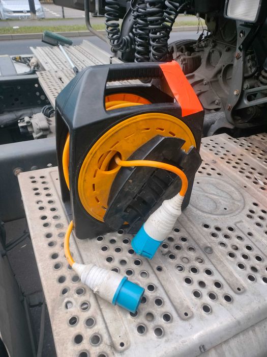 Przewód kabel przyczepy kempingowej 25m na bębnie 48