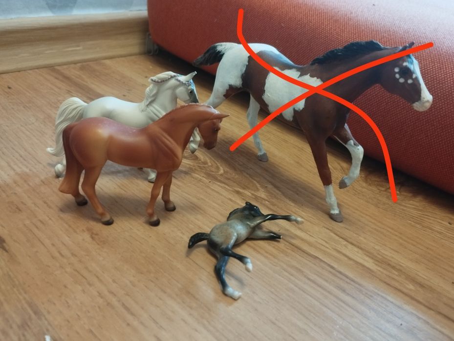 Zestaw figurek koni schleich collecta breyer