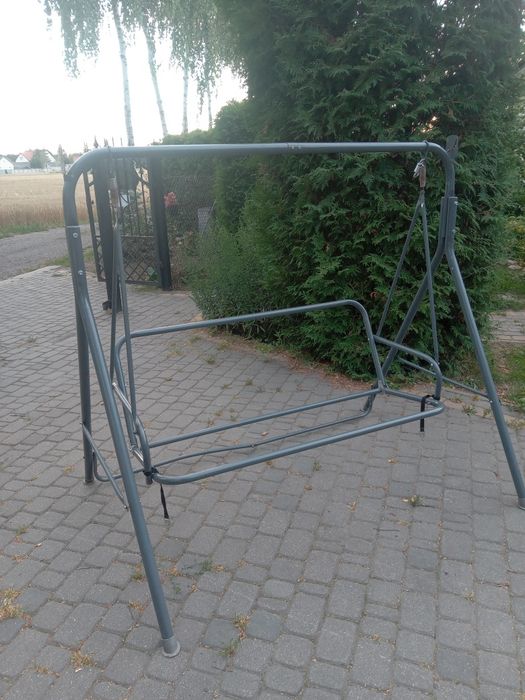 Huśtawka ogrodowa metalowa