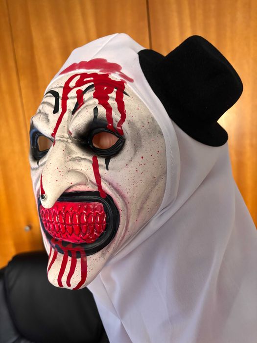 Máscara Terrifier nova