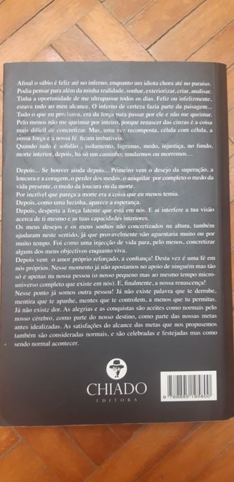 Livro : A adepta - Agnes Arabela