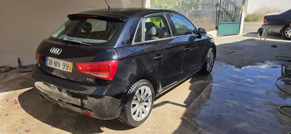 Audi A1 1.6Tdi 90cavalos