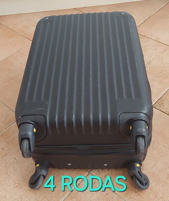 MALA CABINE 4 RODAS E CADEADO CÓDIGO.  Viagens Casa Arrumação Férias .