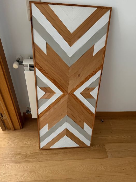 Painel geométrico madeira