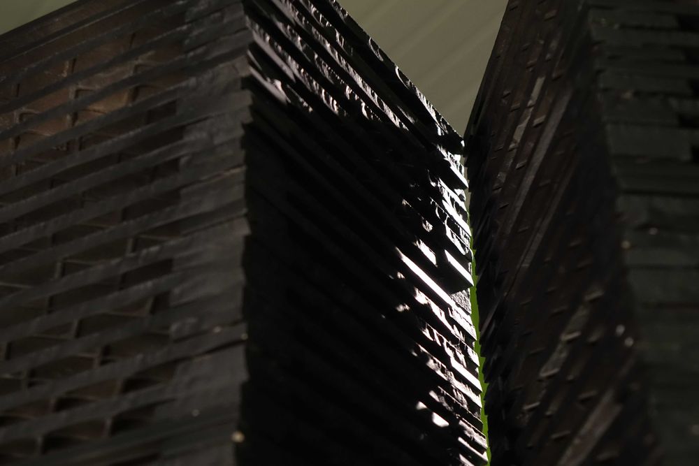 Standy ceramiczne pod kolumny Hi-Fi – ręczna produkcja