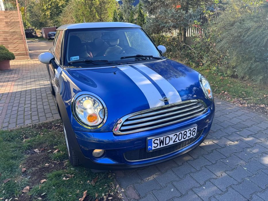 Mini Cooper 1.6 benzyna