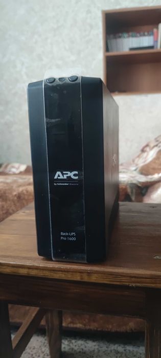 ДБЖ APC Back-UPS Pro 1600VA (BR1600MI)