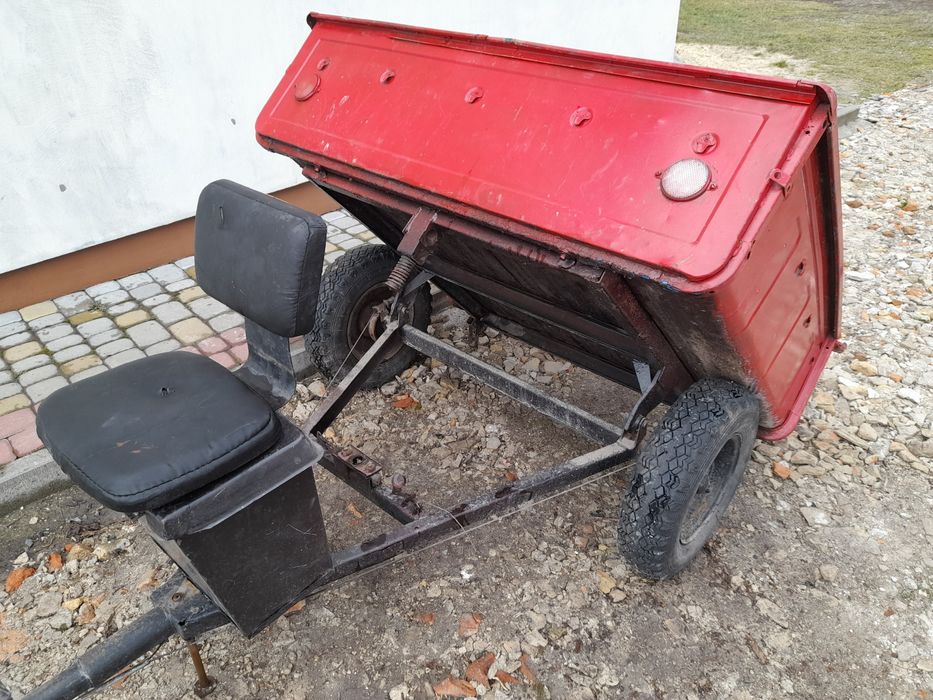 Прицеп самоскид з гальмами до мотоблока