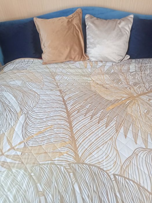 Narzuta dekoracyjna 2000×220 liście beżowa zlota