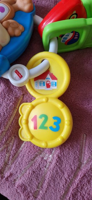 Klucze Fisher Price, baw się i ucz
