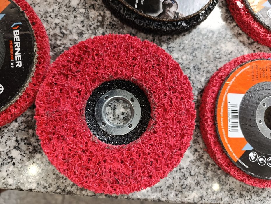 10 discos de lixar tinta e ferrugem