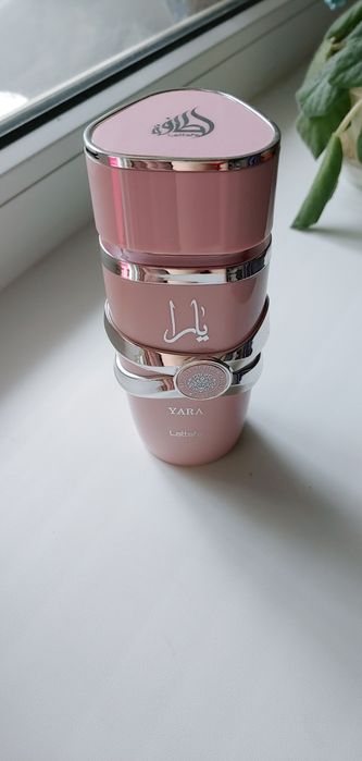 Парфумована вода жіноча Lattafa YARA