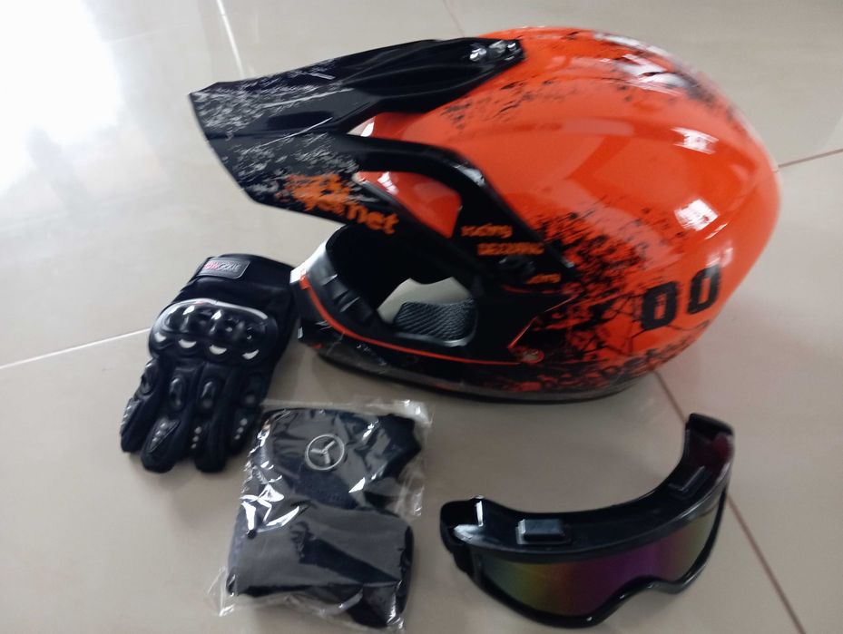 Kask Crossowy Motor Enduro Quad  hulajnoga rozmiar  S 54 cm obwód głowy