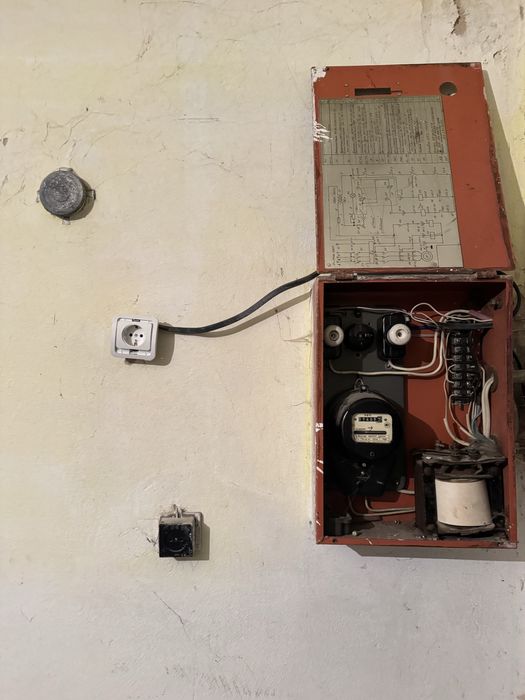 Оренда гаража  район Пивзаводу з електрикою та ямою