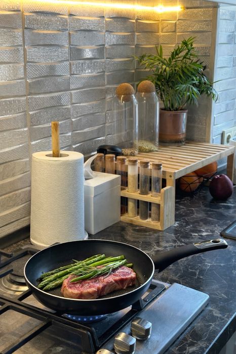 Сковорода Tefal Hard Titanium Essential 24 см