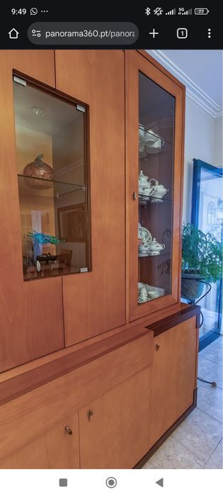 Móvel aparador de sala com cristaleira e arrumos