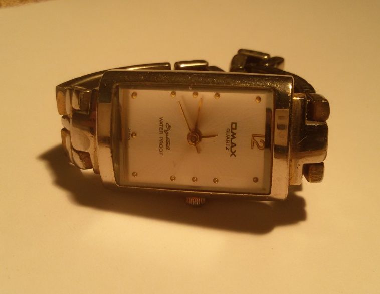 Часы женские OMAX BAO SHI