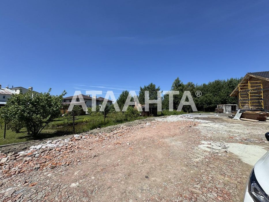 Продаж земельної ділянки в с. Паланки