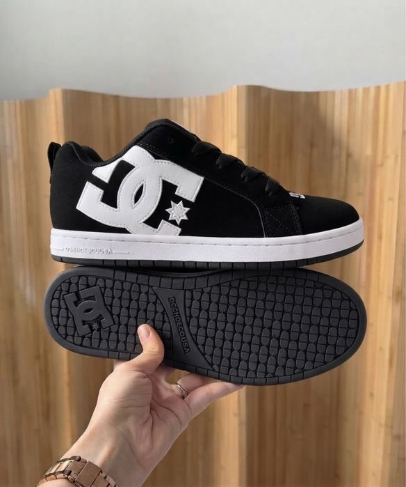 Кросівки  DC Court Graffik Black 36-41
