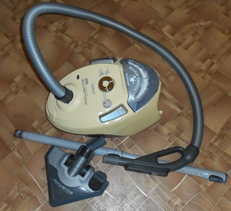 Пылесос   Ровента 2100 Вт