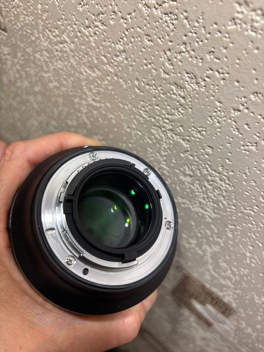 Nikkor Lens AF-S 85mm f/1.8g