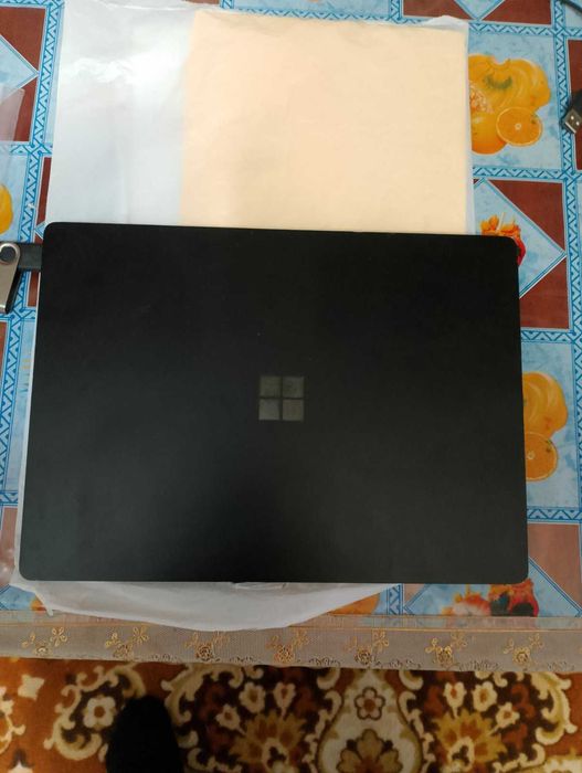 Microsoft Surface Laptop 2 13"/i7-1065G7/16 Gb/512 SSD/Touch