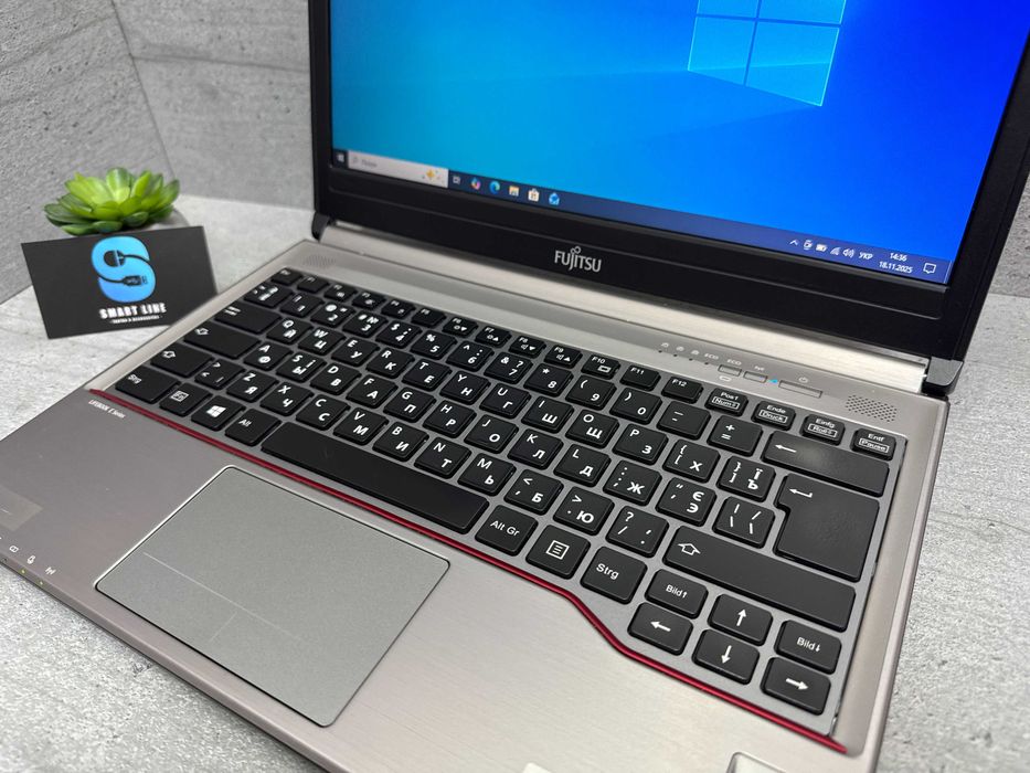 Компактний ноутбук Fujitsu E734/i5-4200m/8gb ddr3/13.3" HD