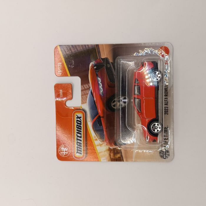 Matchbox auto 2023 alfa romeo