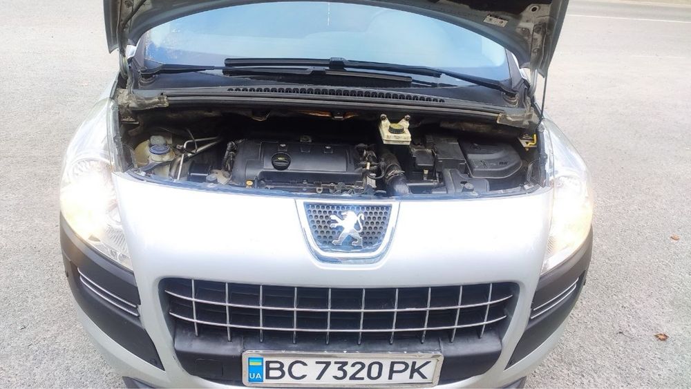 Peugeot 3008 2011
