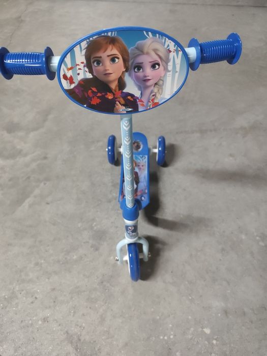 Trotinete Frozen criança