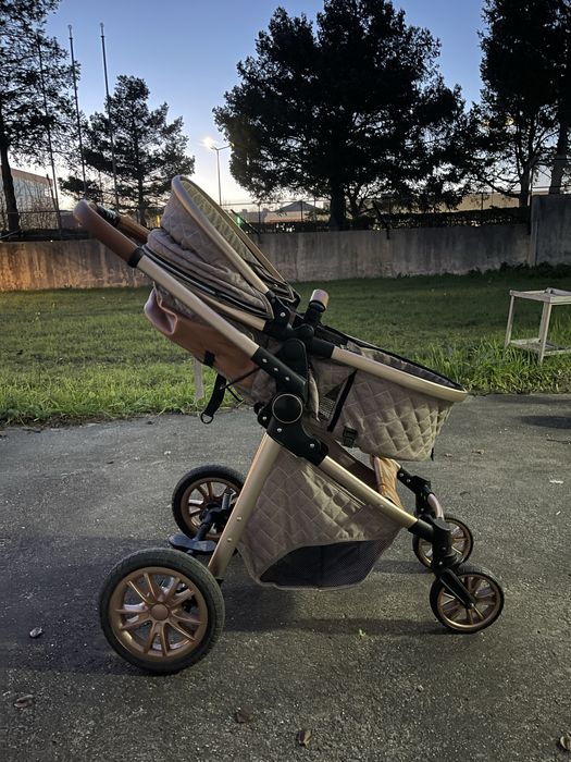 Carrinho bebé 3 em 1