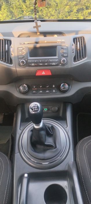 Кia Sportage 1.6  2010