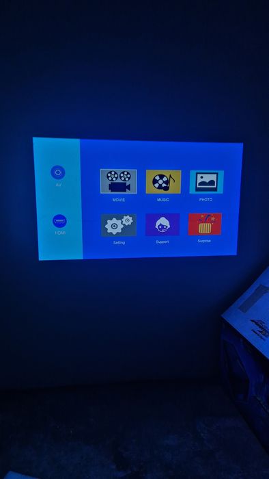 Projetor 1080p full HD compatível 4K 200 Polegadas HDMI