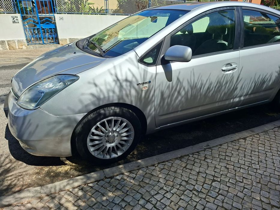 Toyota Prius 1.5 VVT-i HSD Sol