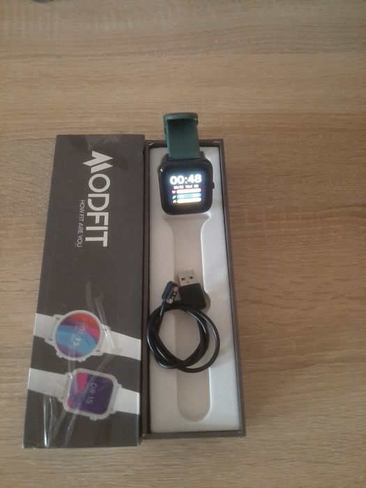 Продам Смарт Часы.