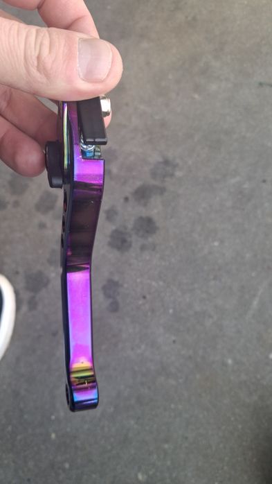 Klamki motocyklowe regulowane dzwignia