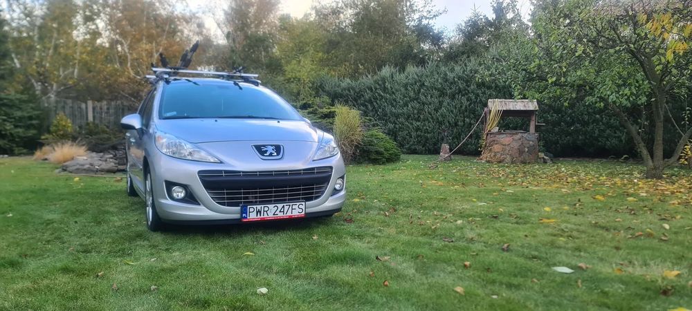 Peugeot 207 Peugeot 207 SW 1.4 VTi benzyna+lpg, tempomat, bogato wyposażony