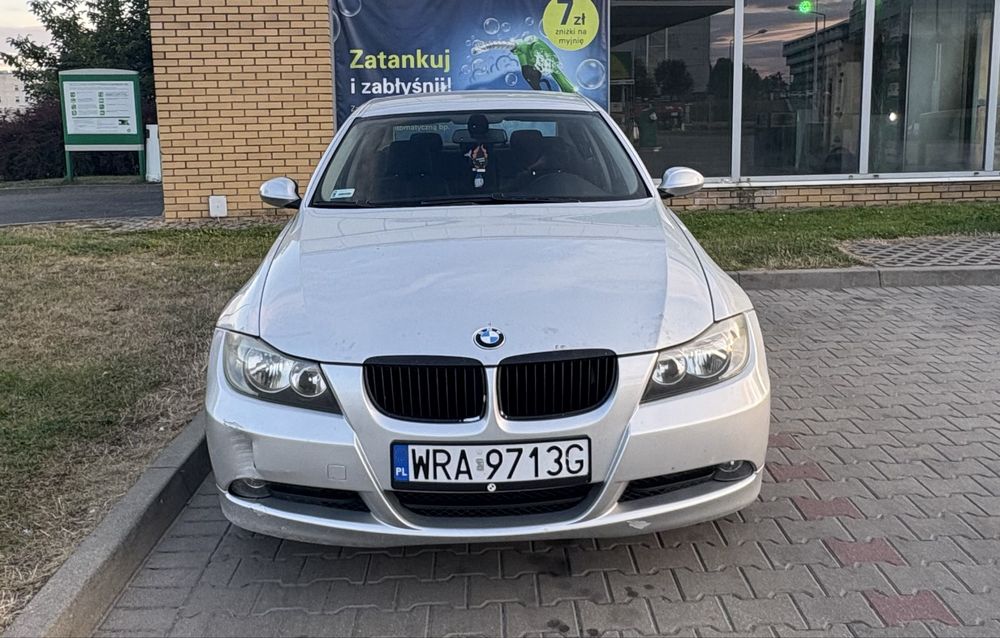 Sprzedam Bmw e90 320i