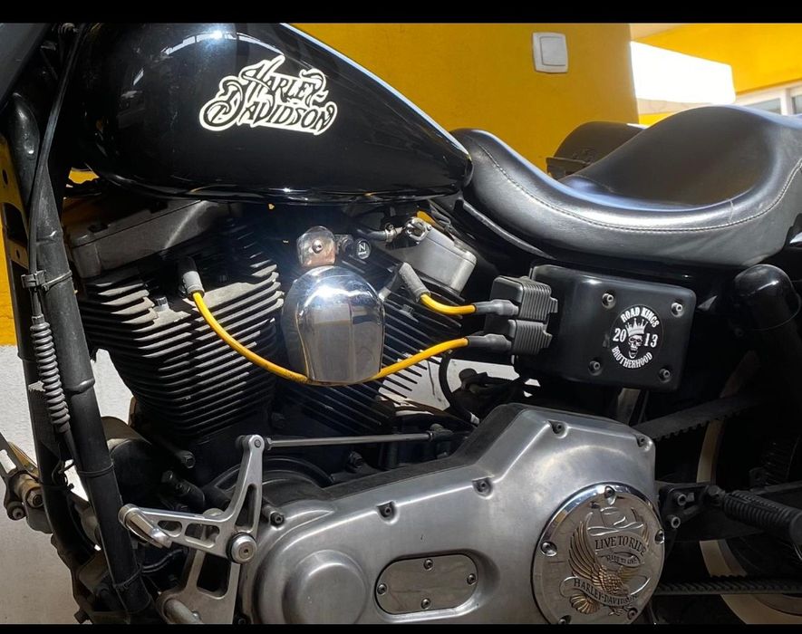 Harley davidson dyna super glide fxd