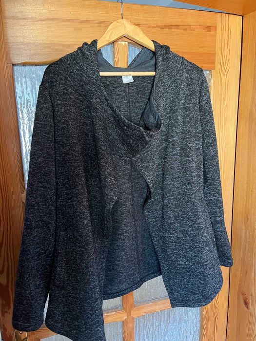 Sweter, narzutka damska 4 F z kapturem, rozmiar L